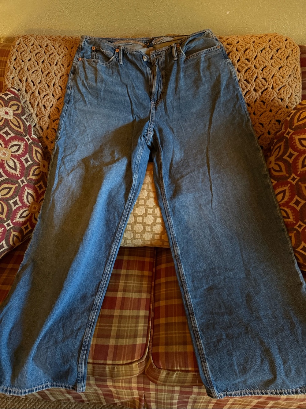 American Eagle Outfitters Women’s Ultra Wide Leg Jeans
